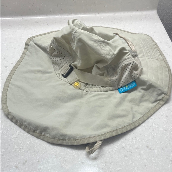 Sunday Afternoons Other - Kids Sun Hat with Neck Flap - Cream
